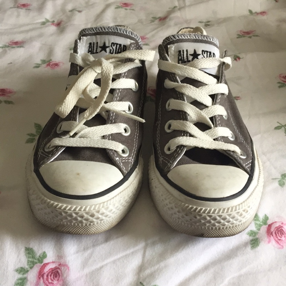Converse - Picture 2 of 5